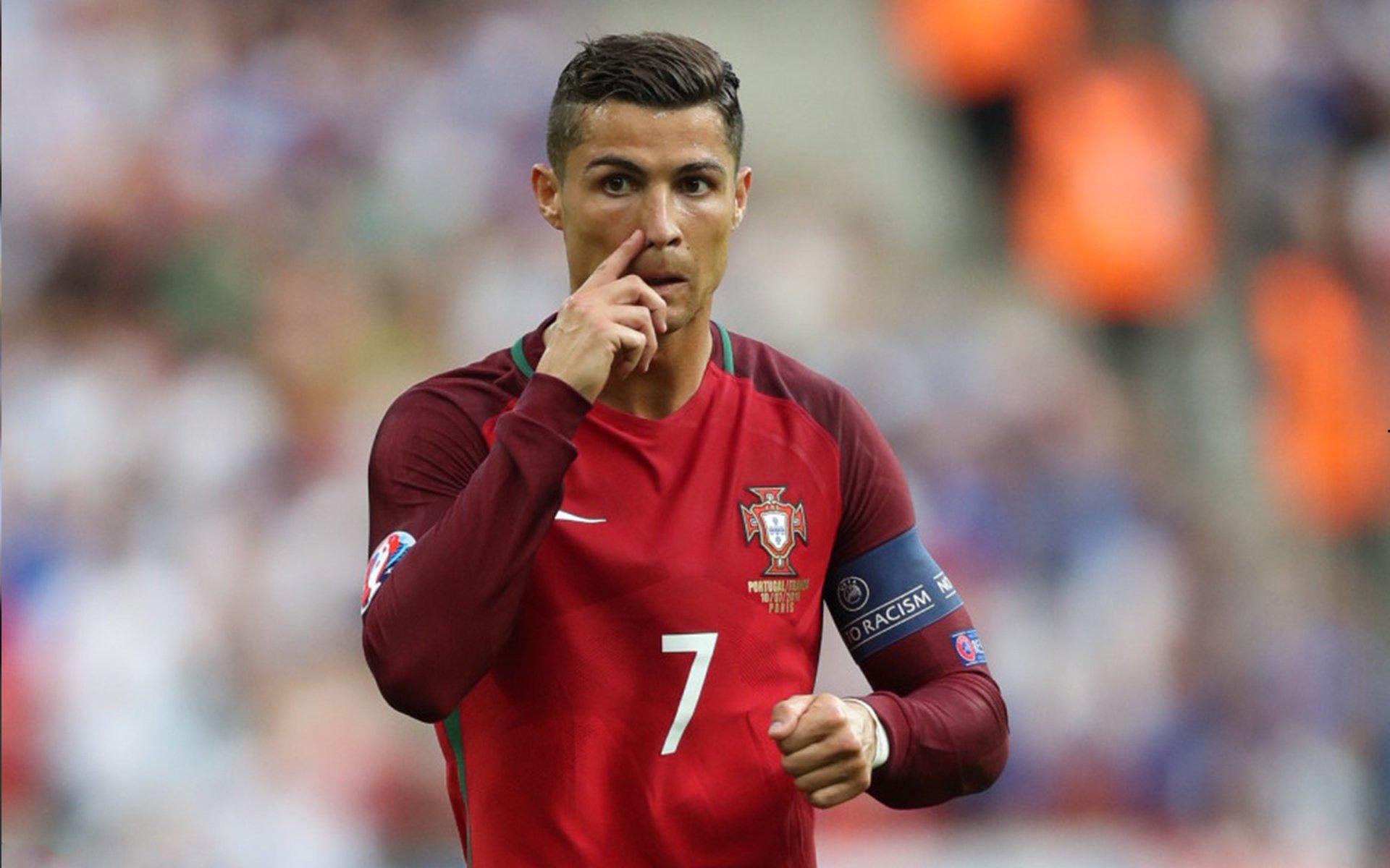 归化球员助力国足崛起，未来之路如何走？