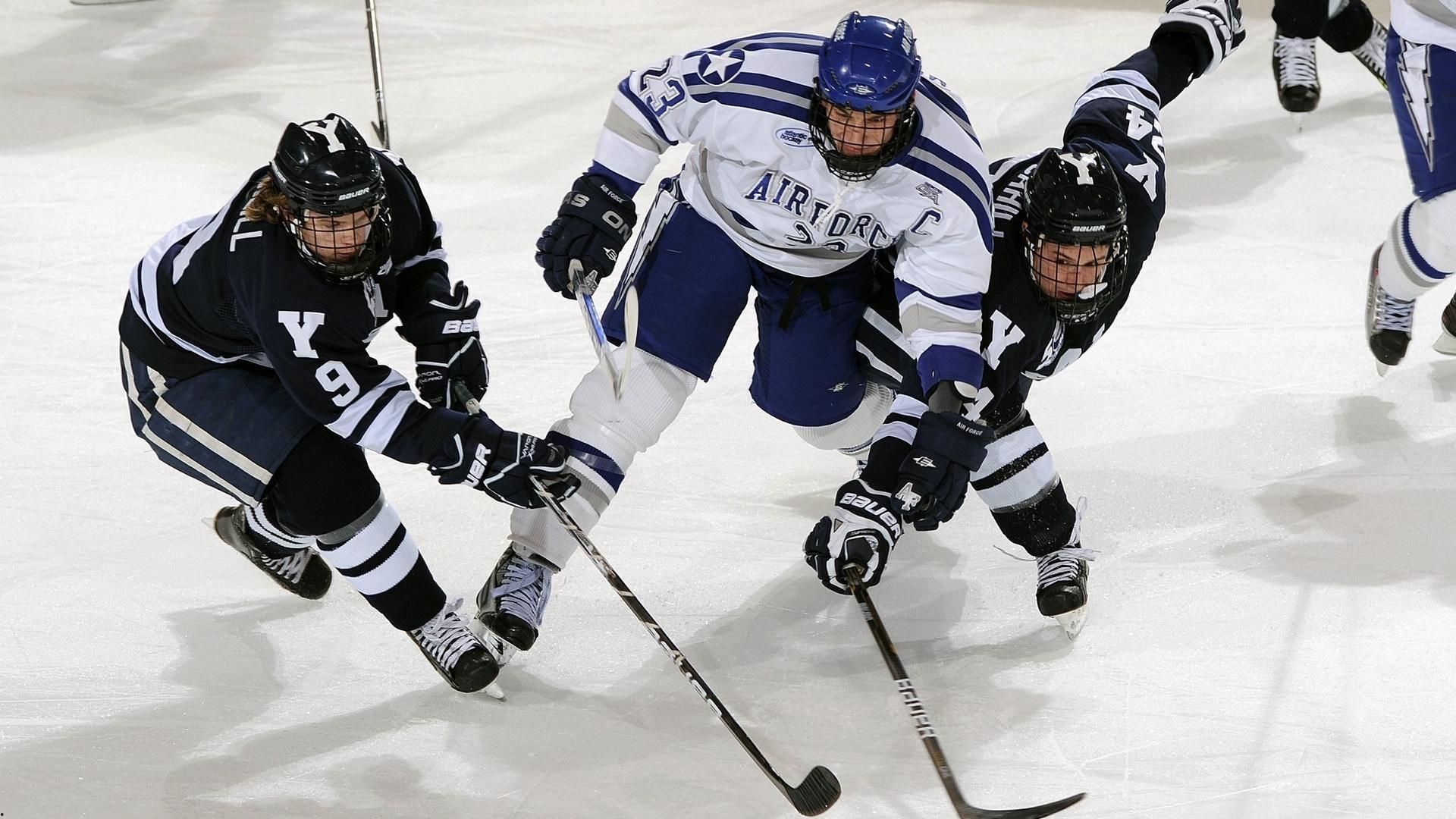 2026年世界杯预选赛激战正酣，多支豪门球队提前锁定晋级名额