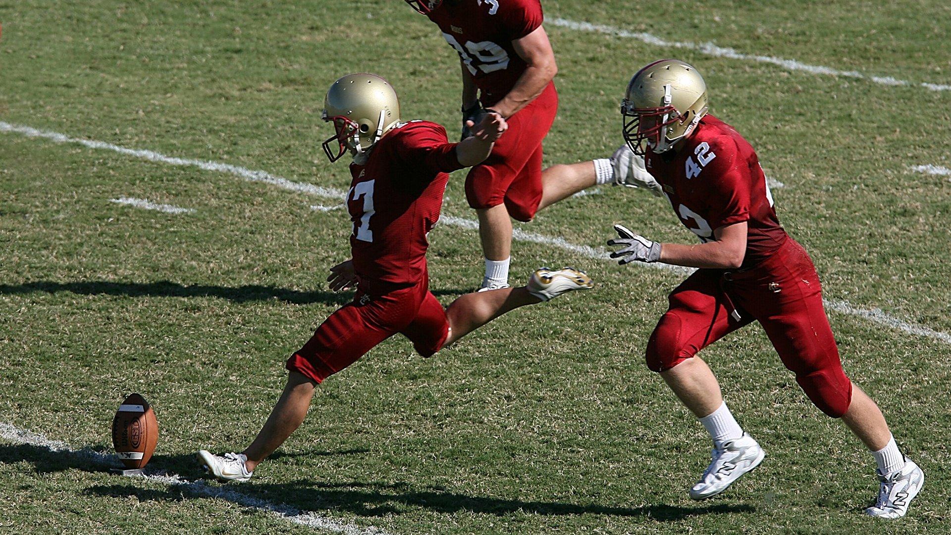欧冠巅峰对决，皇马绝杀拜仁晋级决赛