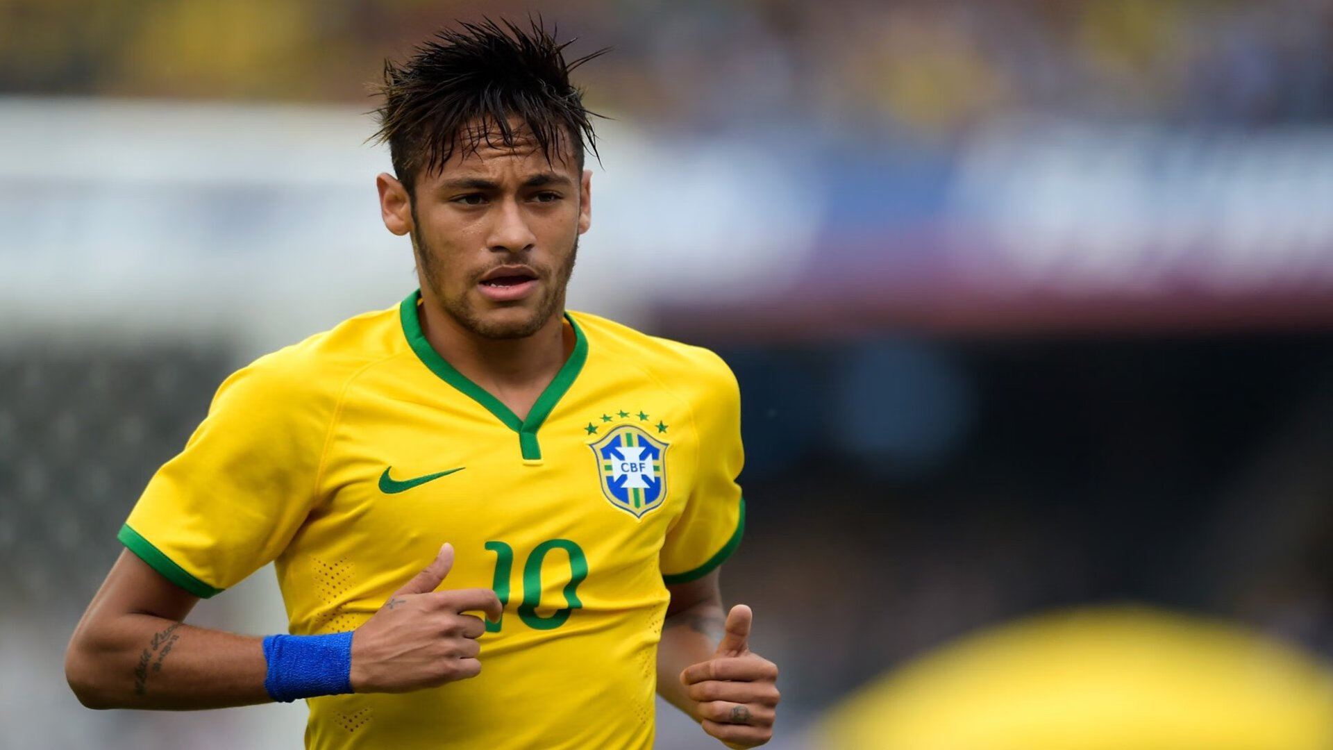 中国游泳队混合泳新星闪耀国际赛场，未来可期